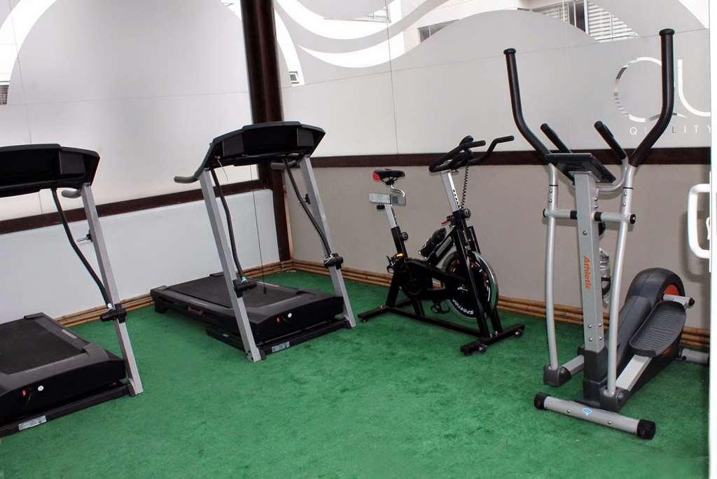 Quo Quality Hotel Manizales Faciliteter billede Elliptical trainer (right)