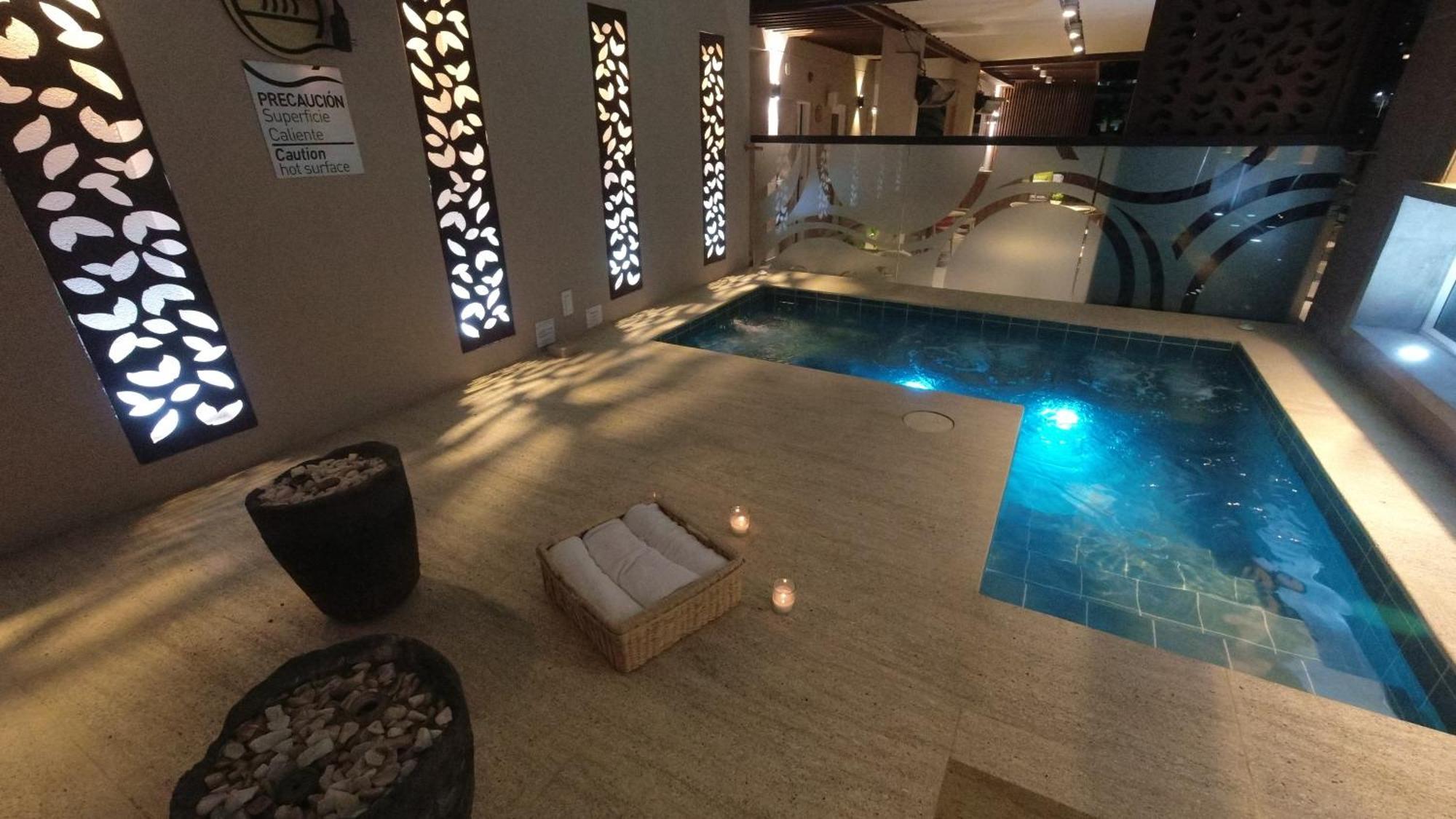 Quo Quality Hotel Manizales Eksteriør billede The pool at the spa