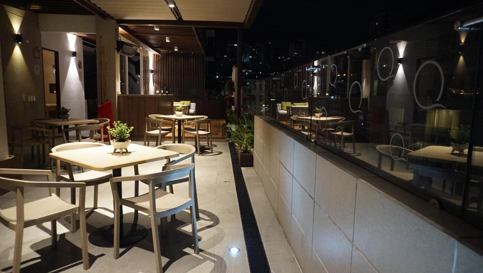 Quo Quality Hotel Manizales Eksteriør billede The interior of the lounge